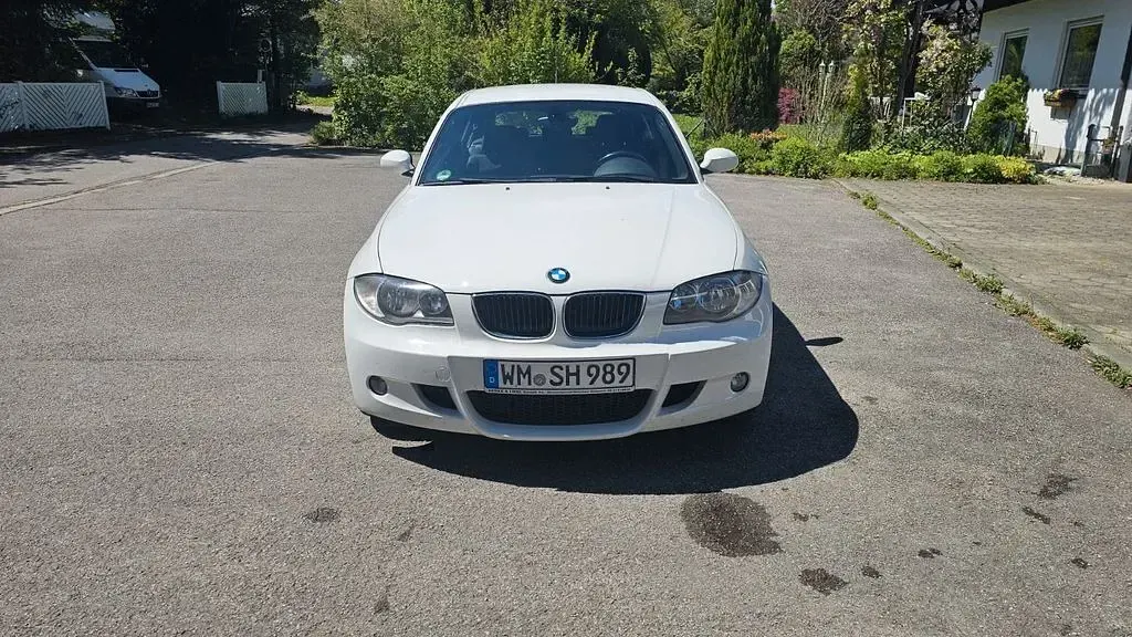 Gebraucht BMW 120 170 PS (125 kW) 2007 Weiß Kleinwagen