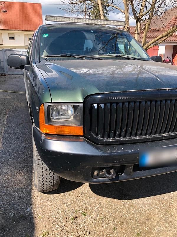 Gebraucht Ford V8 260 PS (191 kW) 1999 Grün Pickup