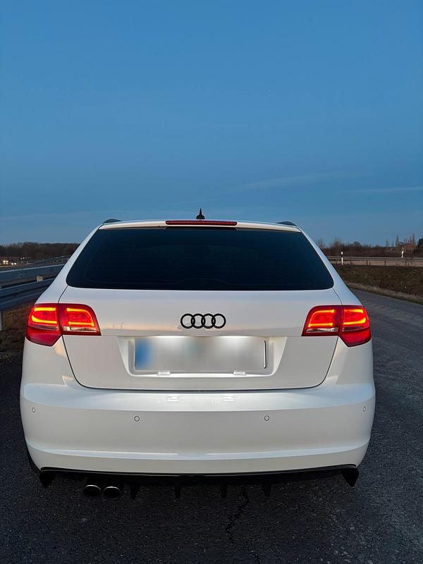 Gebraucht Audi A3 160 PS (117 kW) 2008 Weiß Kleinwagen
