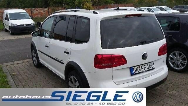Gebraucht VW Touran 177 PS (130 kW) 2013 Weiß Van / Kleinbus