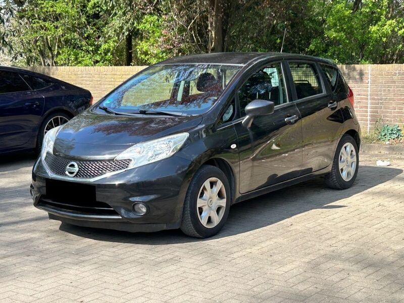 Schwarz Gebraucht 2016 Nissan Note Visia Van / Kleinbus | 5.950 € (Fairer Preis) - Bild 1/4