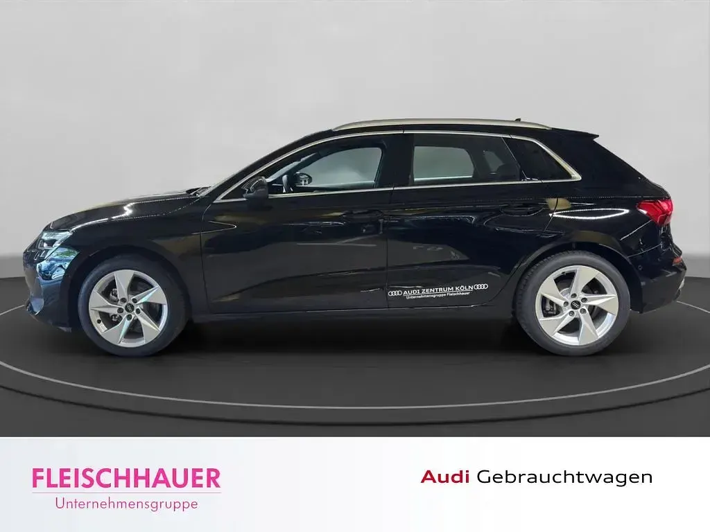 Gebraucht Audi A3 Sport 204 PS (150 kW) 2025 Grau Limousine