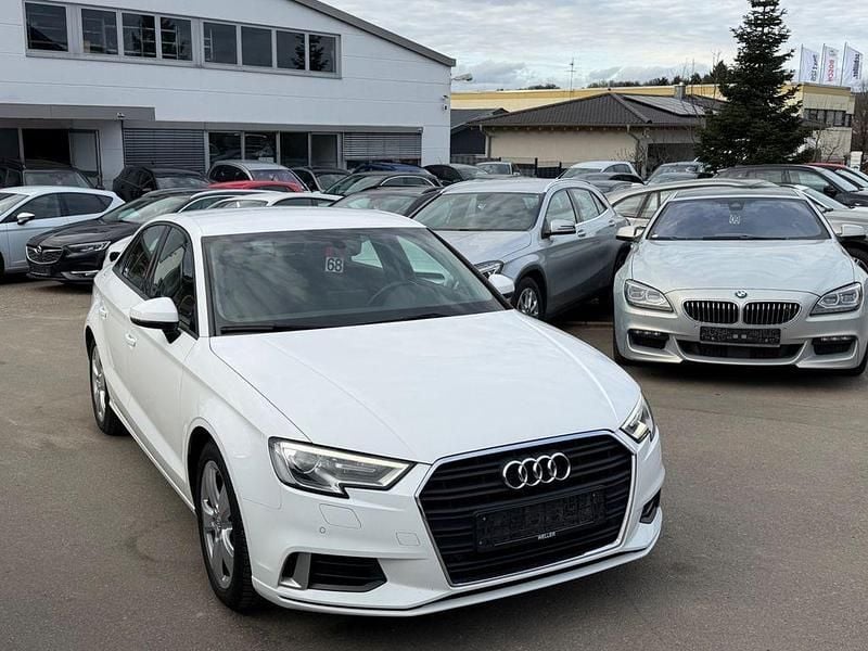 Gebraucht Audi A3 Sport 150 PS (110 kW) 2018 Weiß Limousine