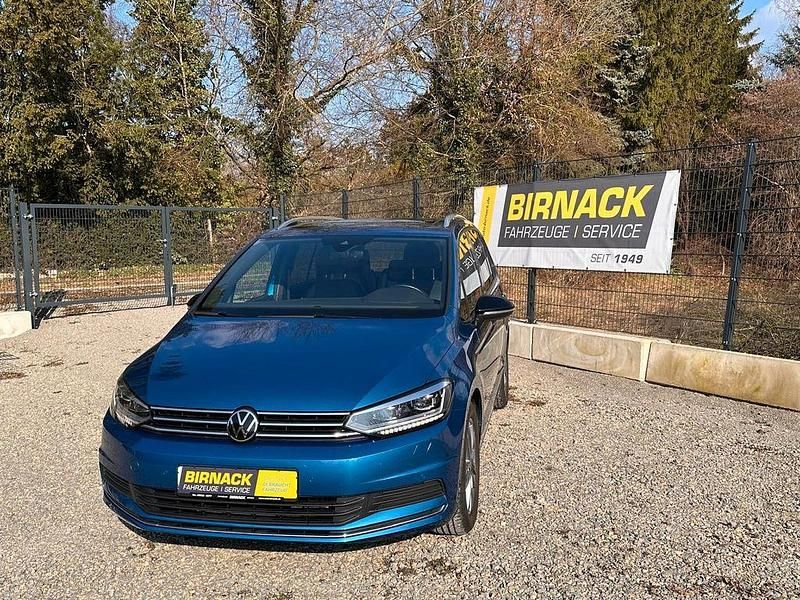 Gebraucht VW Touran Active 150 PS (110 kW) 2021 Blau Van / Kleinbus