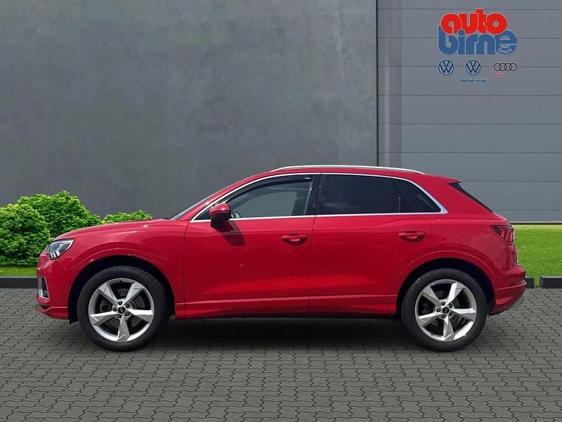Gebraucht Audi Q3 Advanced 190 PS (139 kW) 2023 Tangorot metallic SUV
