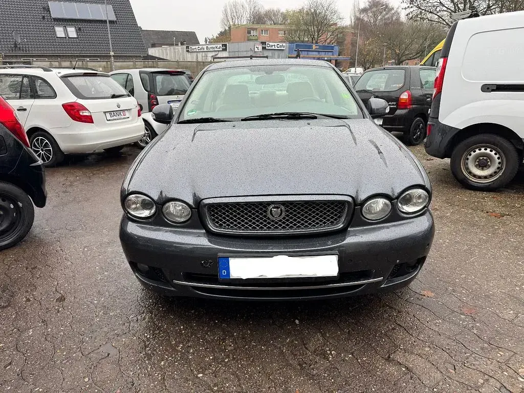 Gebraucht Jaguar X-type 145 PS (106 kW) 2009 Grau Limousine