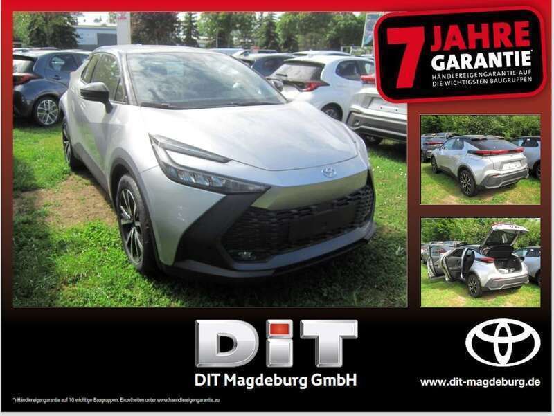 Silver metallic (1l0)/ black ( Neu 2024 Toyota C-HR Team SUV | 28.290 € - Bild 1/4