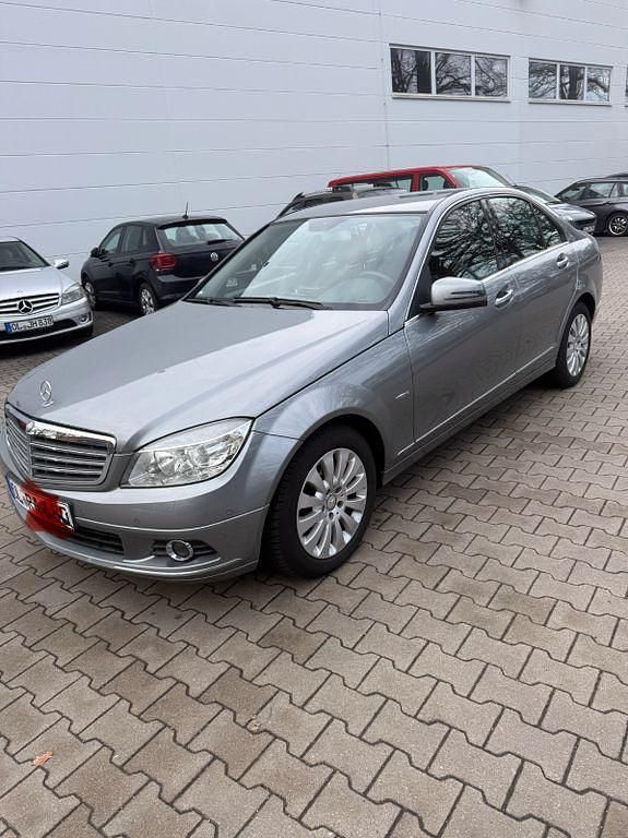 Gebraucht Mercedes C250 204 PS (150 kW) 2009 Grau Limousine