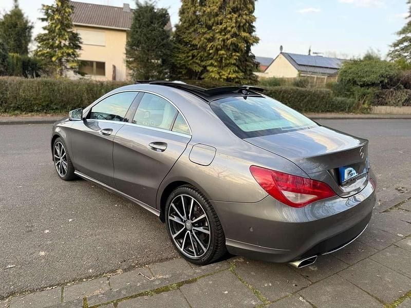 Gebraucht Mercedes CLA200 156 PS (114 kW) 2014 Mountaingrau Coupé