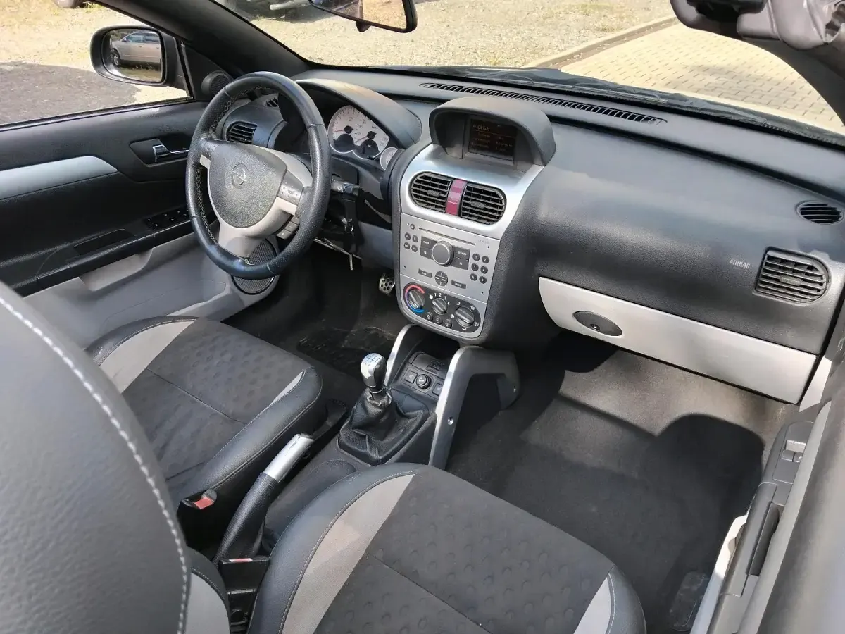 Occasion Opel Tigra 90 ch (66 kW) 2009 Gris Cabriolet