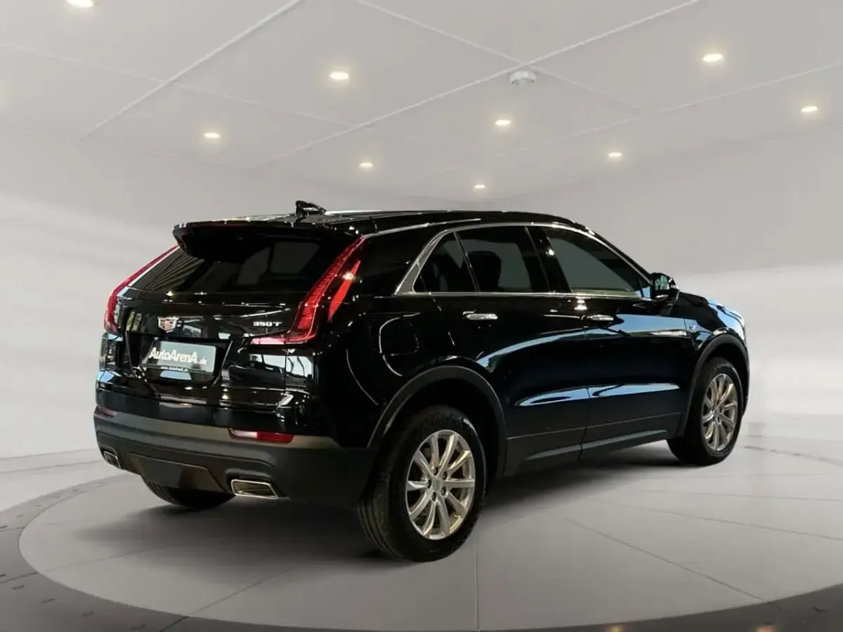 Gebraucht Cadillac XT4 230 PS (169 kW) 2022 Weiß SUV