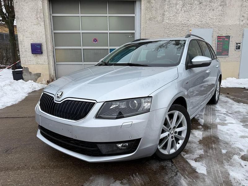 Silber Gebraucht 2016 Skoda Octavia Joy Kombi | 15.700 € (Etwas zu teuer) - Bild 1/4