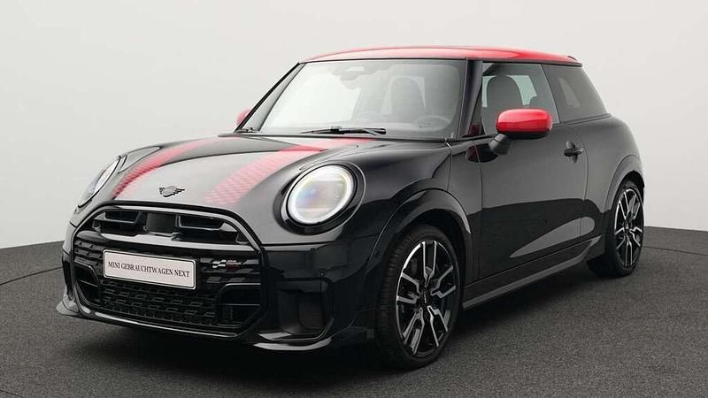 Schwarz Gebraucht 2024 Mini John Cooper Works Kleinwagen | 28.278 € (Fairer Preis) - Bild 1/4