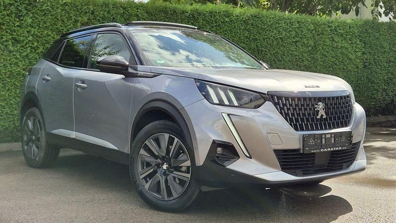 Grau Gebraucht 2022 Peugeot 2008 GT-line SUV | 22.100 € (Guter Preis) - Bild 1/4