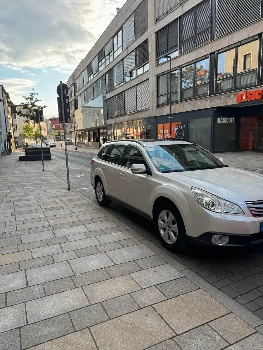 Occasion Subaru Outback 150 ch (110 kW) 2010 Blanc Break