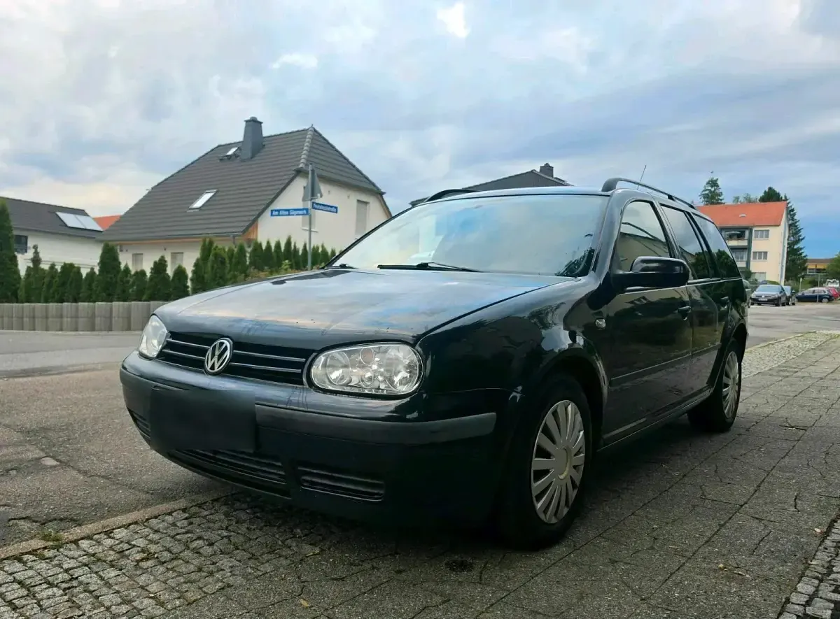 Gebraucht VW Golf IV 90 PS (66 kW) 1999 Schwarz Kombi