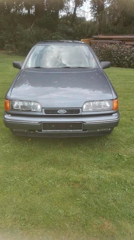 Gebraucht Ford Scorpio 120 PS (88 kW) 1990 Grau Limousine