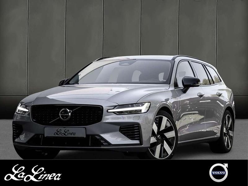Silber Gebraucht 2024 Volvo V60 Plus Kombi | 46.860 € (Teuer) - Bild 1/3