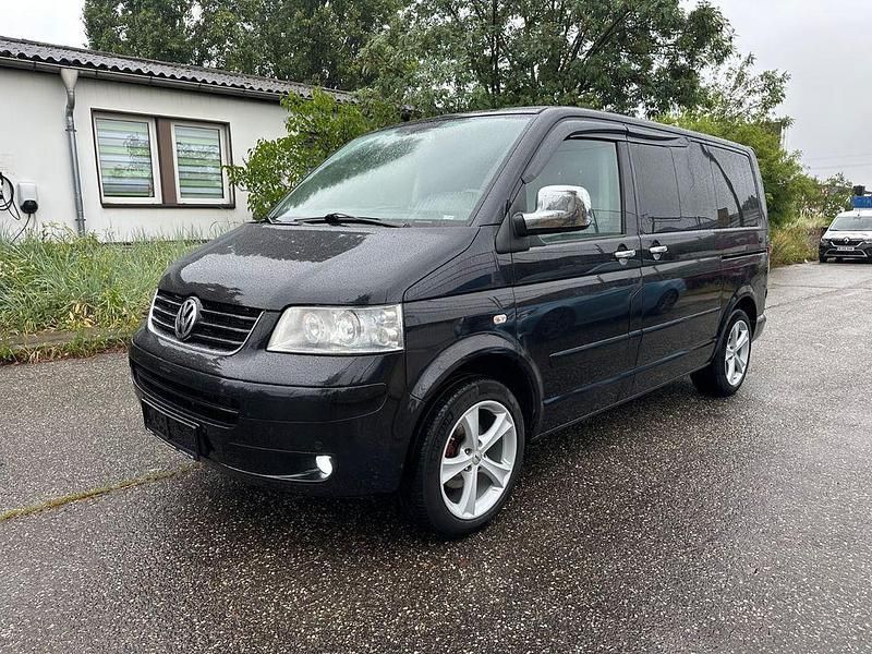 Schwarz Gebraucht 2009 VW T5 Highline Van | 9.500 € (Guter Preis) - Bild 1/4