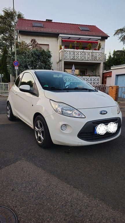 Weiß Gebraucht 2010 Ford Ka Kleinwagen | 2.998 € (Guter Preis) - Bild 1/4