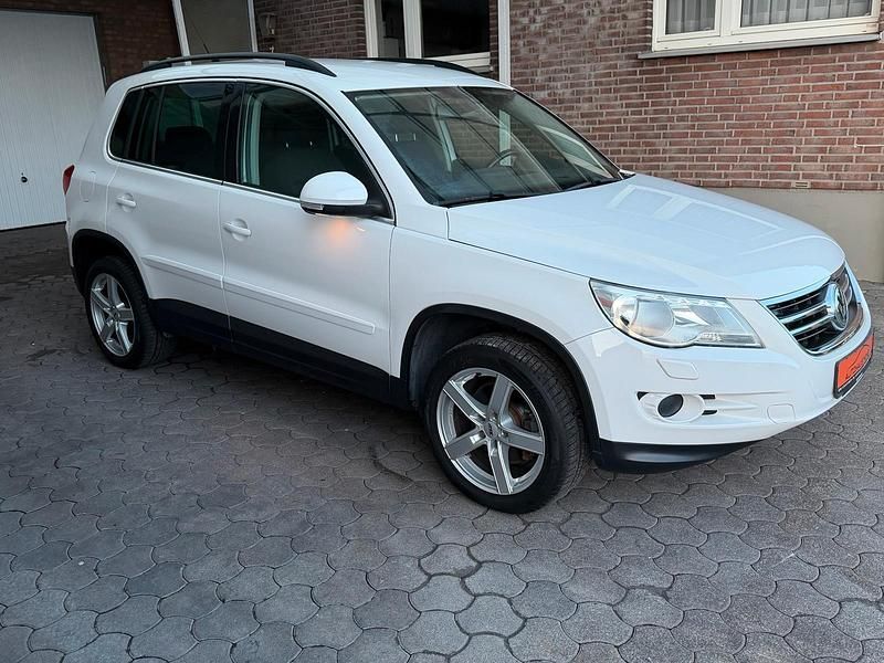Gebraucht VW Tiguan 140 PS (102 kW) 2008 Weiß SUV