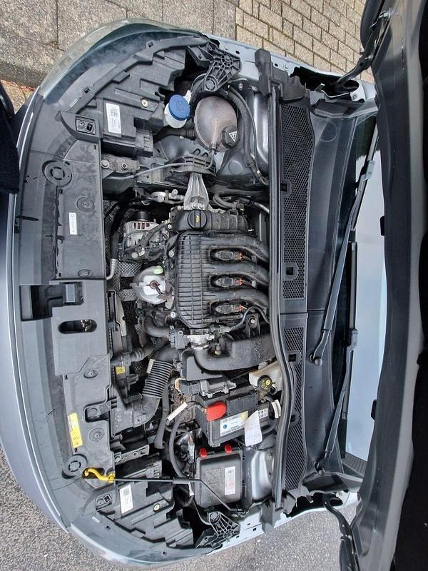 Gebraucht Opel Corsa Elegance 75 PS (55 kW) 2022 Silber Kleinwagen