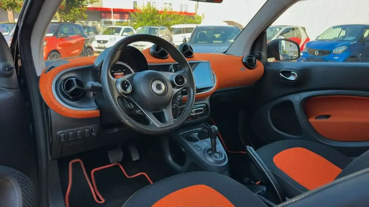 Gebraucht Smart ForTwo Coupé 71 PS (52 kW) 2015 Orange Coupé