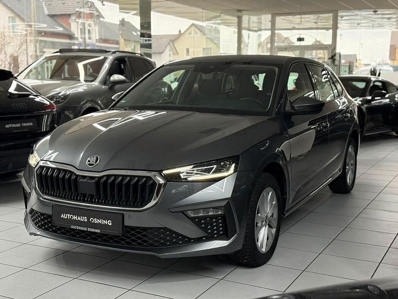 Gebraucht Skoda Scala Selection 95 PS (69 kW) 2024 Grau Kleinwagen