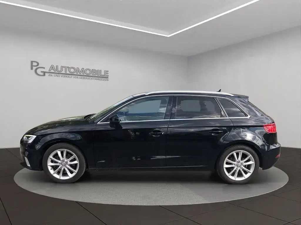 Gebraucht Audi A3 Sport 150 PS (110 kW) 2020 Schwarz Limousine