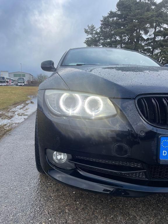Gebraucht BMW 320 Exclusive 170 PS (125 kW) 2011 Schwarz Coupé