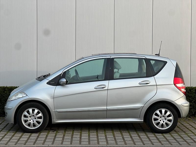 Gebraucht Mercedes A170 Elegance 116 PS (85 kW) 2006 Silber Limousine