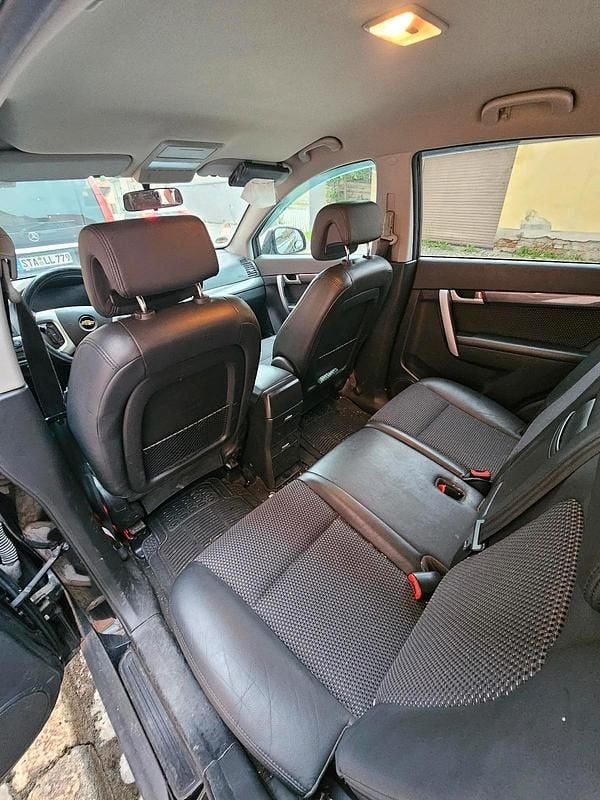 Gebraucht Chevrolet Captiva 150 PS (110 kW) 2010 Schwarz SUV