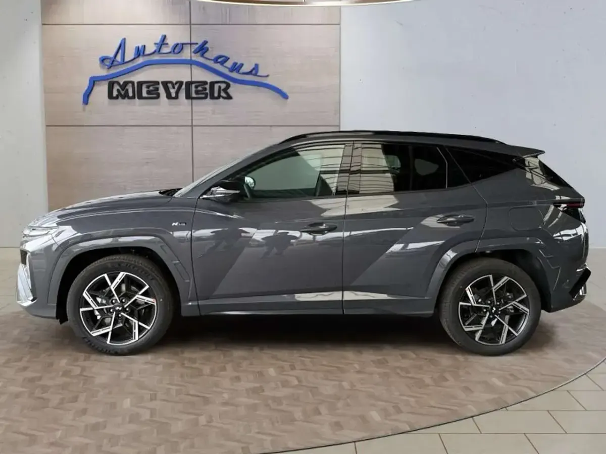 Neu Hyundai Tucson N Line 239 PS (175 kW) 2026 Ecotronic gray SUV