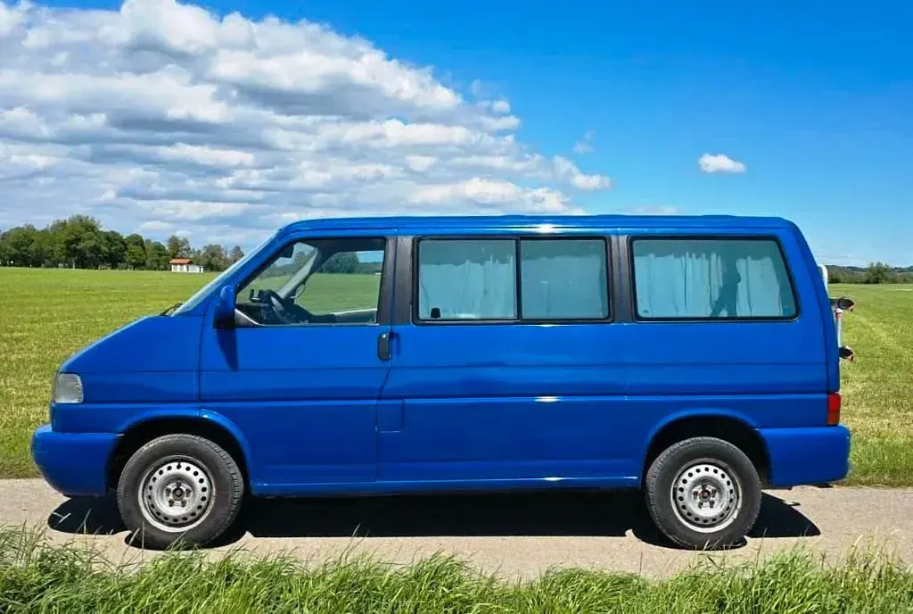 Gebraucht VW Multivan 102 PS (75 kW) 1997 Blau Van / Kleinbus