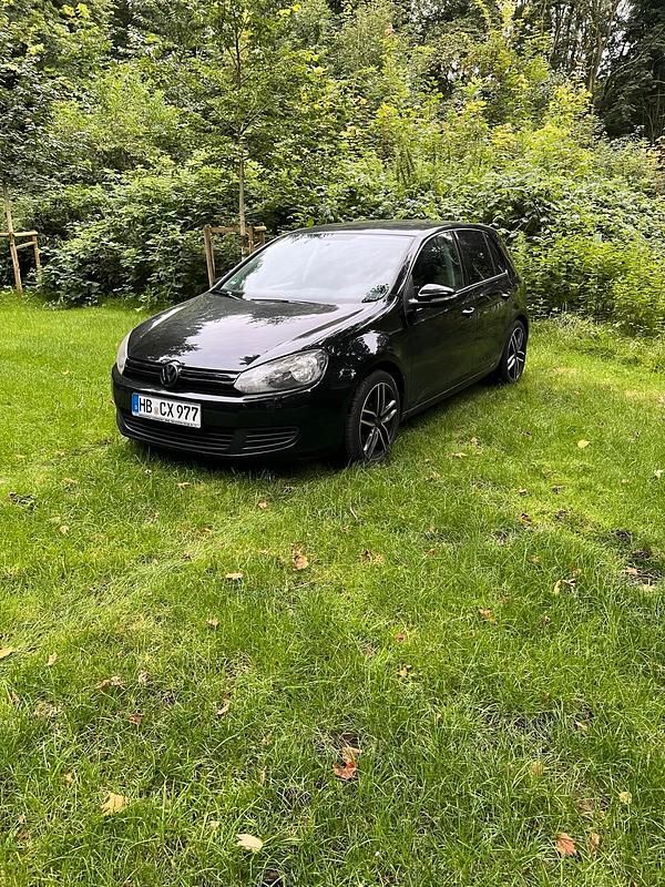 Schwarz Gebraucht 2009 VW Golf VI Kleinwagen | 3.800 € (Etwas zu teuer) - Bild 1/4