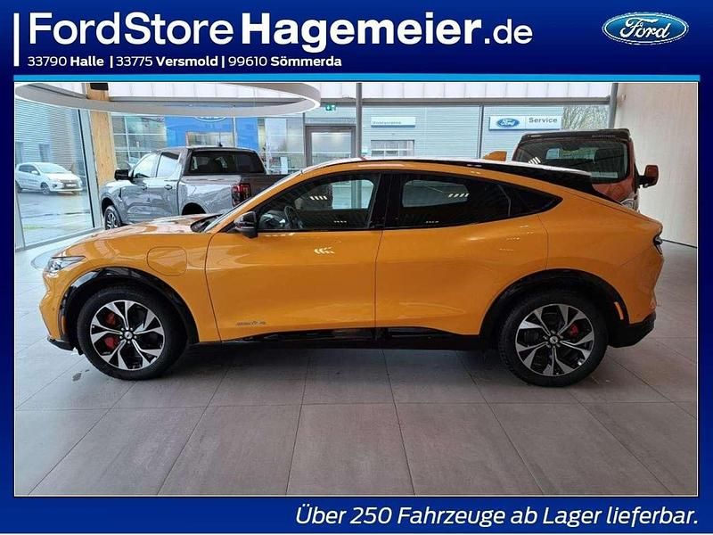 Gebraucht Ford Mustang Mach-E 197 kW (269 PS) 2023 Cyber orange metallic SUV