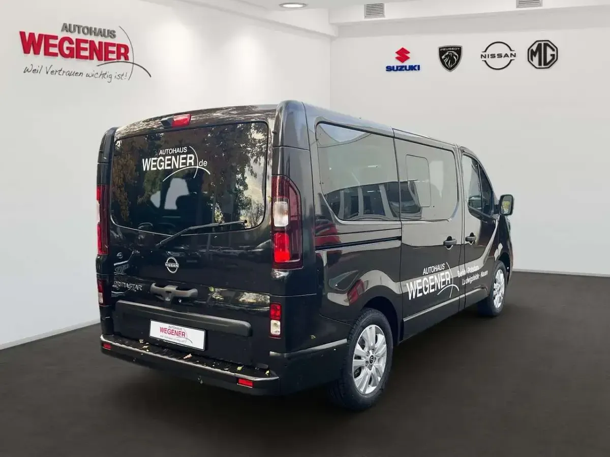 Gebraucht Nissan Primastar Tekna 170 PS (125 kW) 2024 Schwarz Van / Kleinbus