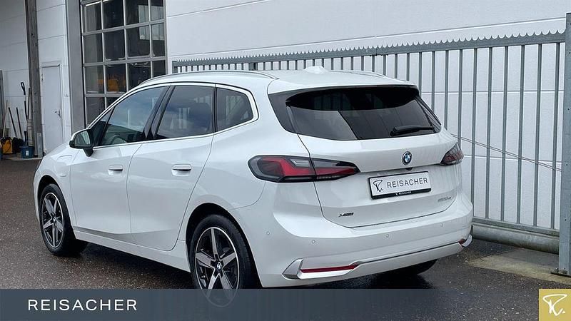Neu BMW 225 Active Tourer Luxury Line 245 PS (180 kW) 2026 Weiß Van / Kleinbus