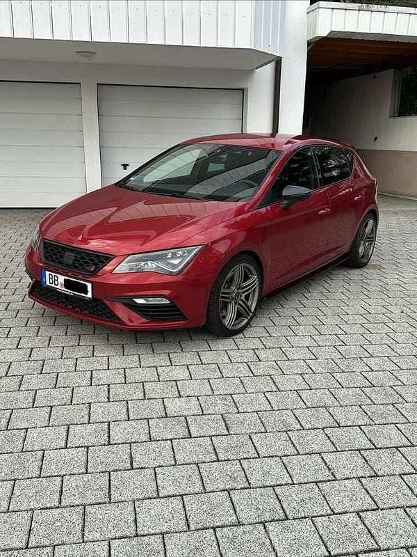 Gebraucht Seat Leon CUPRA 300 PS (220 kW) 2018 Rot Kleinwagen