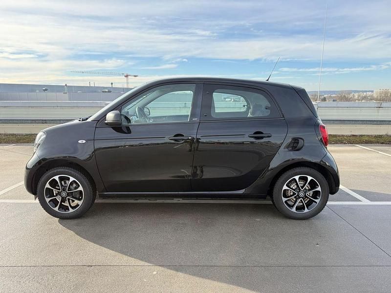 Usado Smart ForFour 71 HP (52 kW) 2017 Preto Citadino