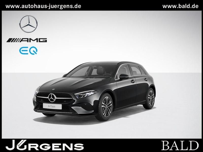 Metalliclack kosmosschwarz Gebraucht 2024 Mercedes A200 Progressive Limousine | 30.840 € (Fairer Preis) - Bild 1/2