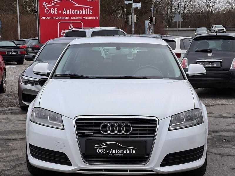 Gebraucht Audi A3 Ambiente 170 PS (125 kW) 2009 Weiß Kleinwagen