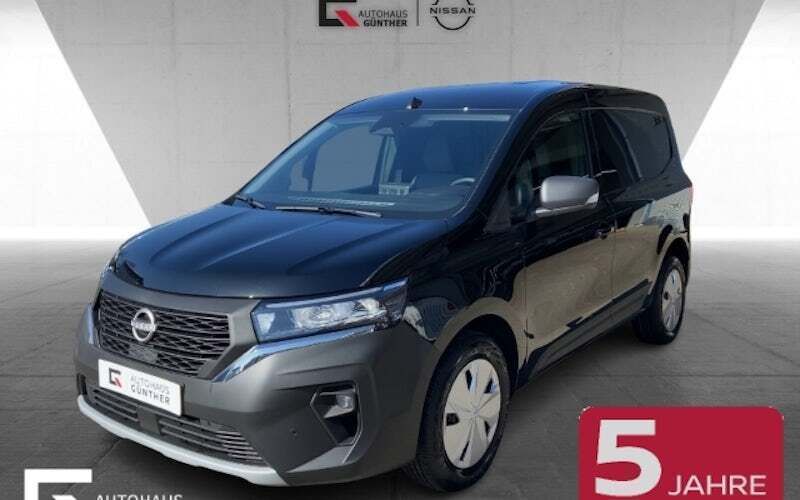 Schwarz Neu 2025 Nissan Townstar N-Connecta Van / Kleinbus | 25.585 € (Guter Preis) - Bild 1/2