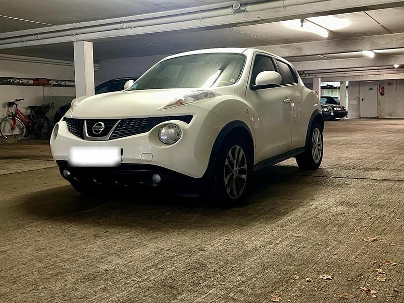 Gebraucht Nissan Juke Tekna 117 PS (86 kW) 2012 Weiß SUV