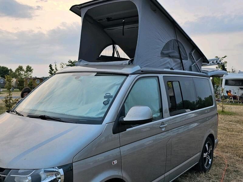 Grau Gebraucht 2012 VW T5 Beach Van | 36.500 € - Bild 1/4