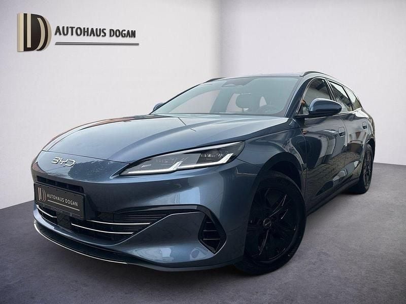 Neu BYD Seal Boost 184 PS (135 kW) 2025 Blau Limousine