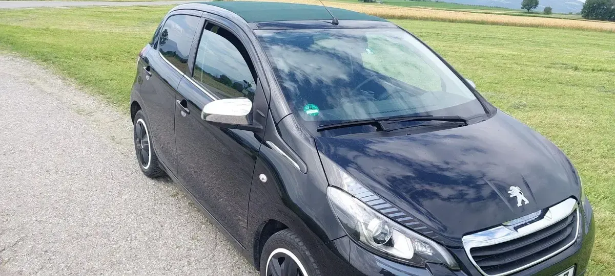Gebraucht Peugeot 108 Active 72 PS (52 kW) 2020 Schwarz Limousine