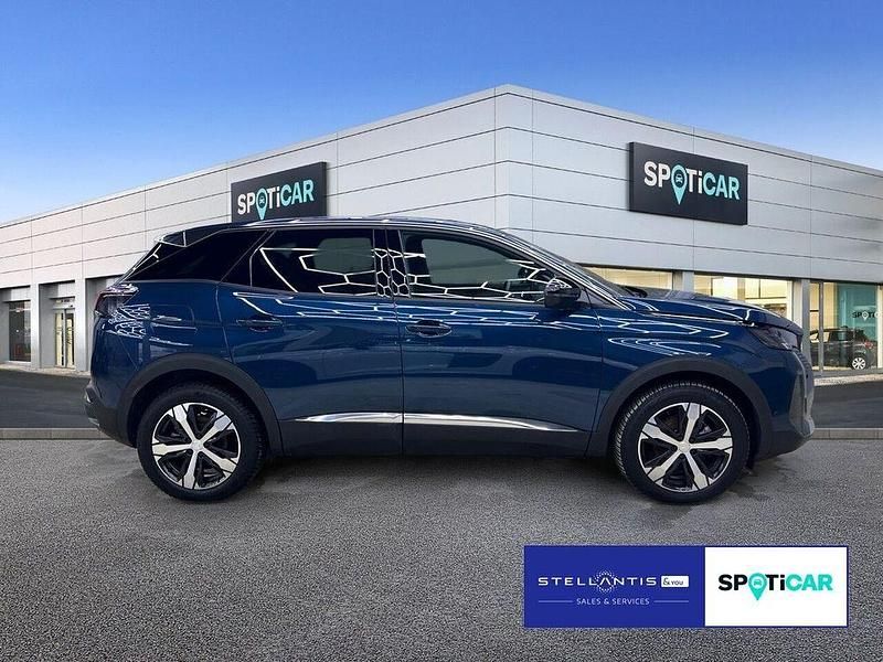 Gebraucht Peugeot 3008 Allure 131 PS (96 kW) 2023 Blau SUV