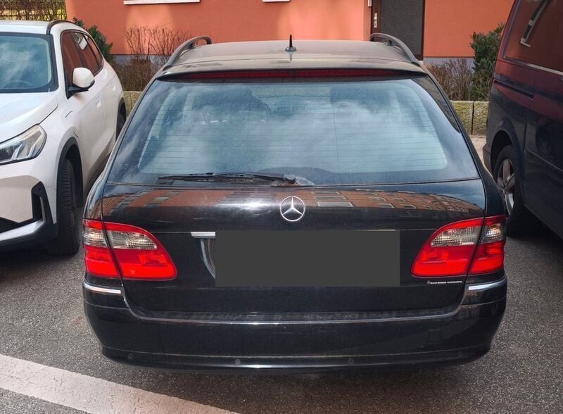 Gebraucht Mercedes E320 Elegance 224 PS (164 kW) 2007 Schwarz Kombi