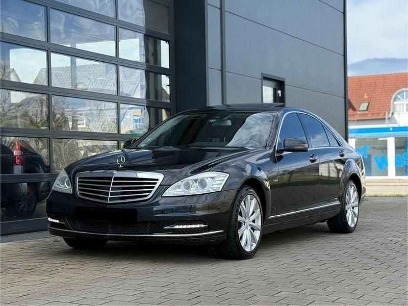 Gebraucht Mercedes S350 258 PS (189 kW) 2011 Schwarz Limousine